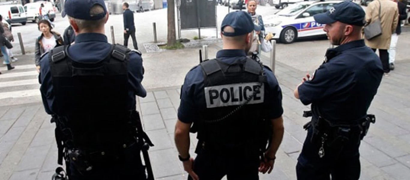 Έμποροι ναρκωτικών έσωσαν αστυνομικούς - Μόλις σώθηκαν τους συνέλαβαν